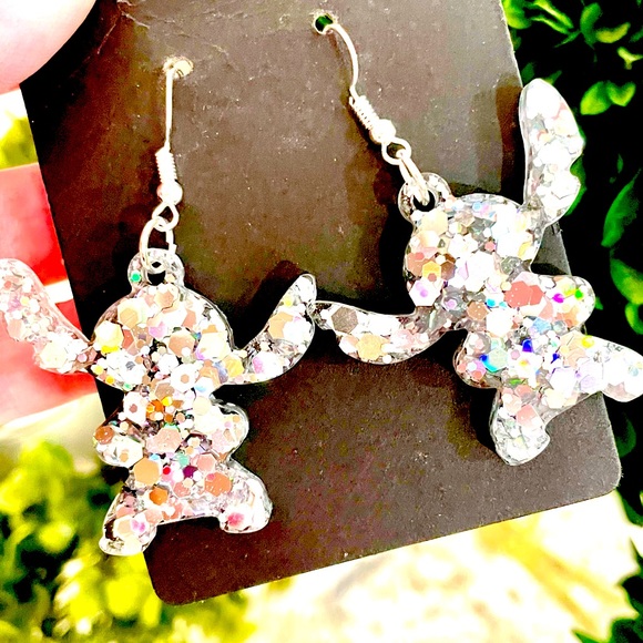 Stitch Alien Dangle Earrings - Picture 8 of 9